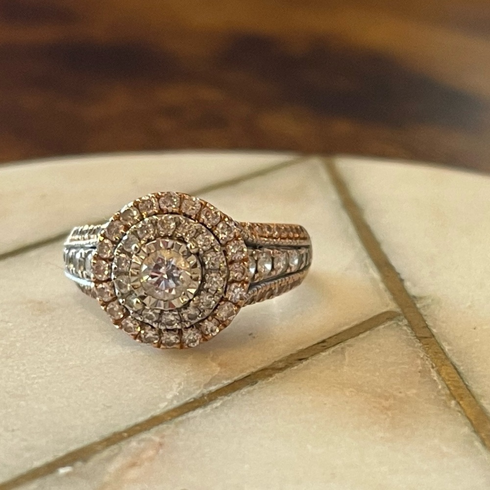 Ring Size 7.5 - Picture 9 of 11